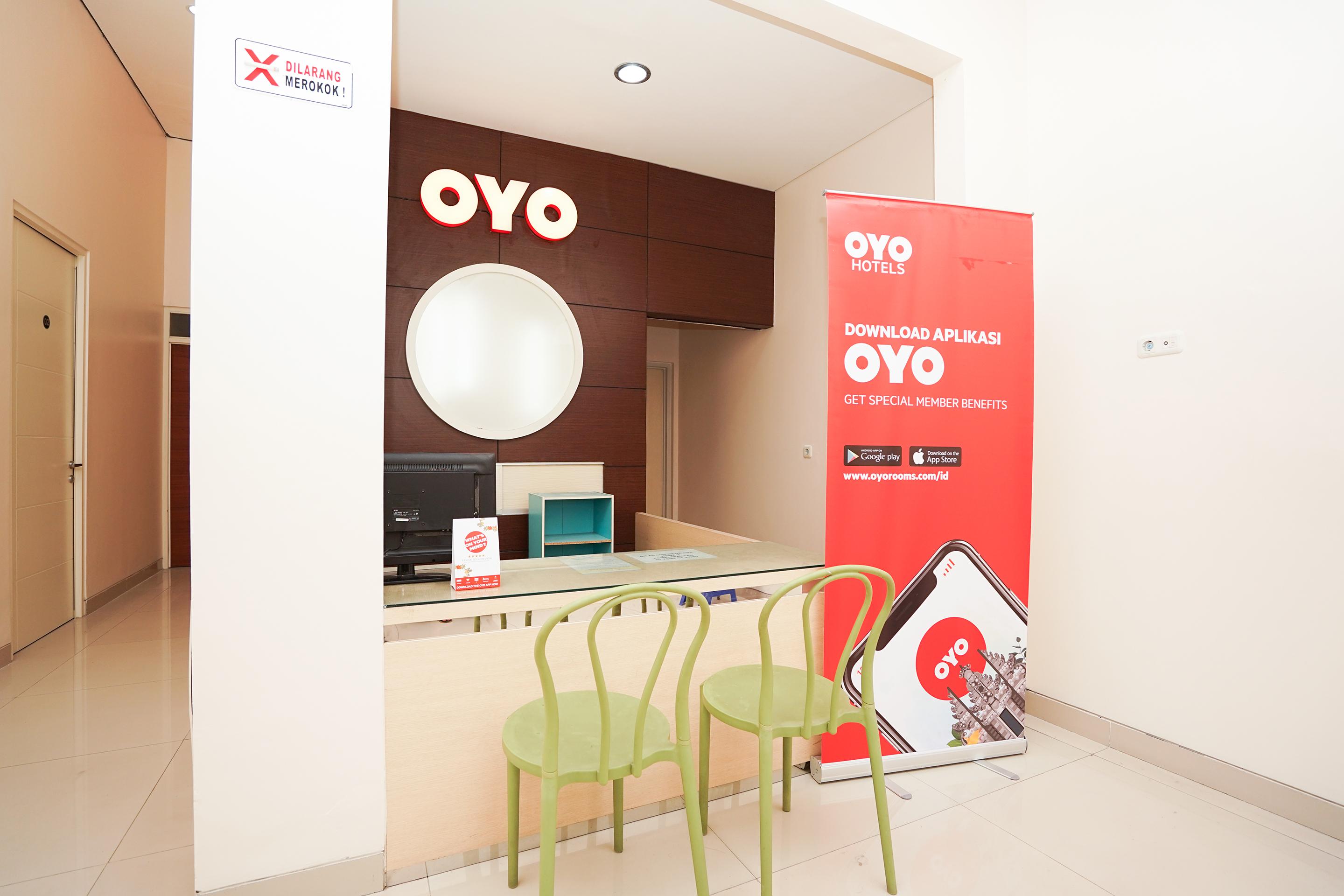 Oyo 782 Menjangan Residence At Citraland 1 Sorabaya Extérieur photo