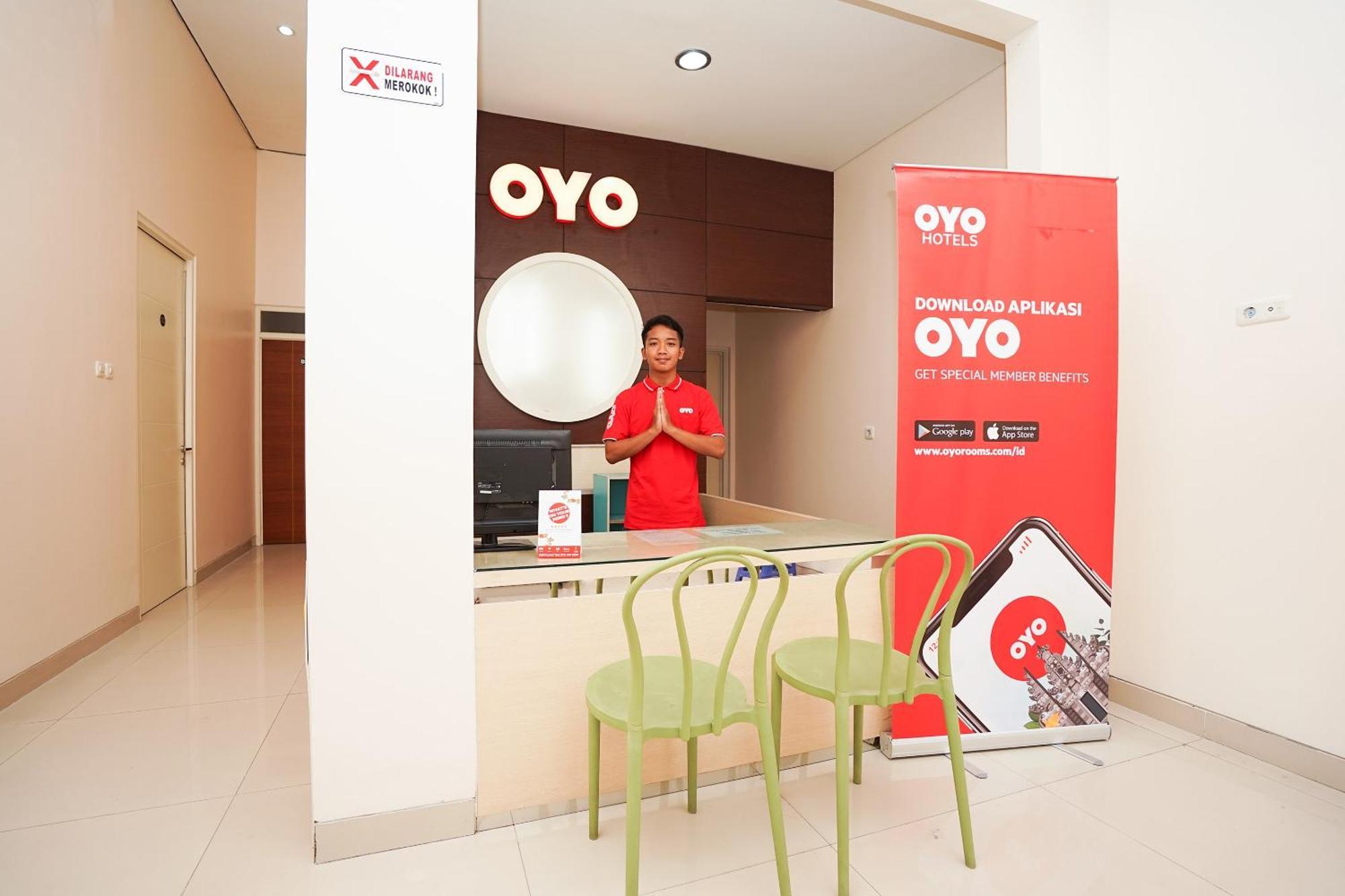 Oyo 782 Menjangan Residence At Citraland 1 Sorabaya Extérieur photo