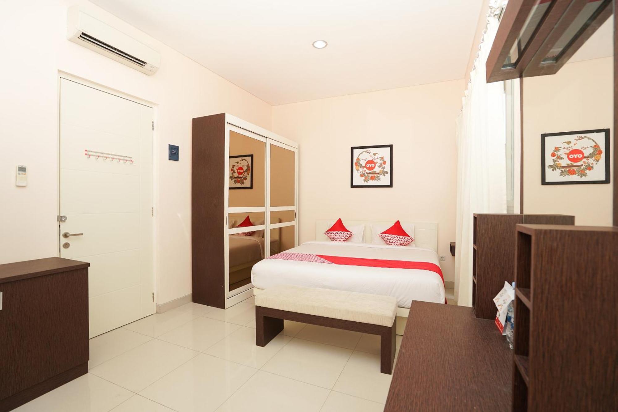 Oyo 782 Menjangan Residence At Citraland 1 Sorabaya Extérieur photo