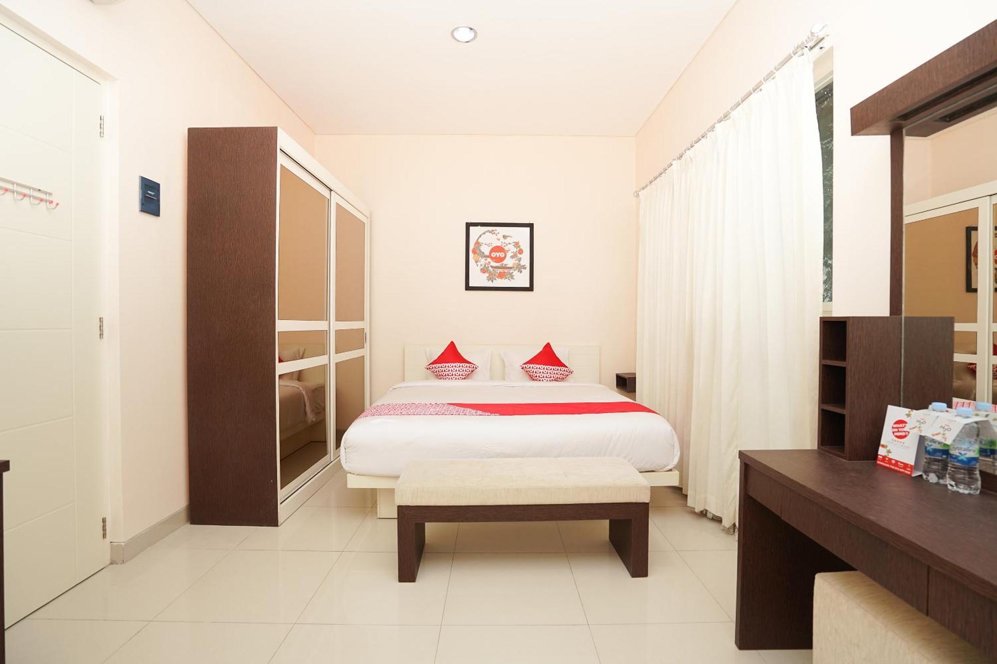Oyo 782 Menjangan Residence At Citraland 1 Sorabaya Extérieur photo